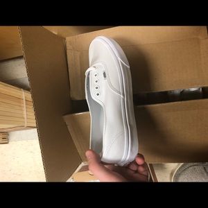 9 Men’s 10.5 Women’s